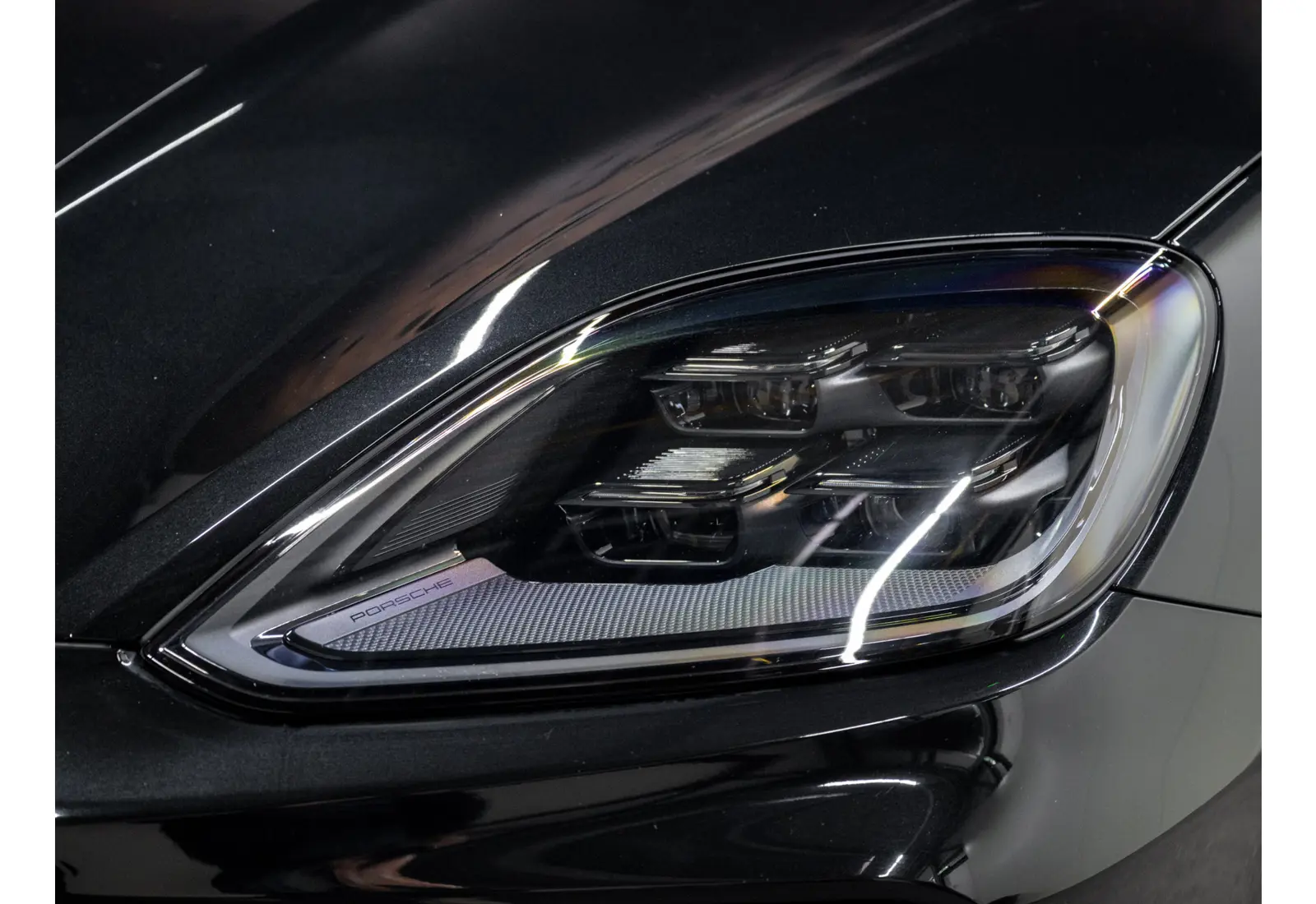 Porsche Cayenne 3.0 E-Hybrid Black Edition - 138125