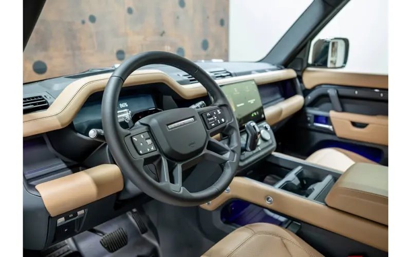 Land Rover Defender 110 2.0 P300e 110 X-Dynamic HSE - 138219