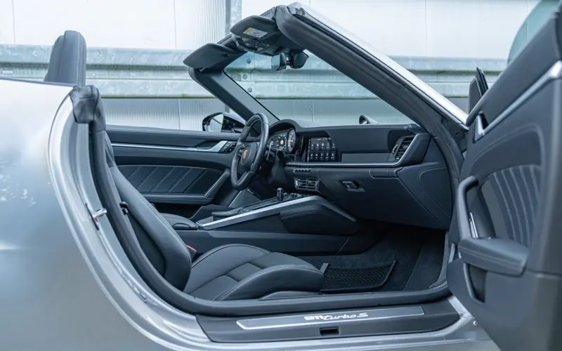 Porsche 911 Cabrio 3.8 Turbo S - 137569