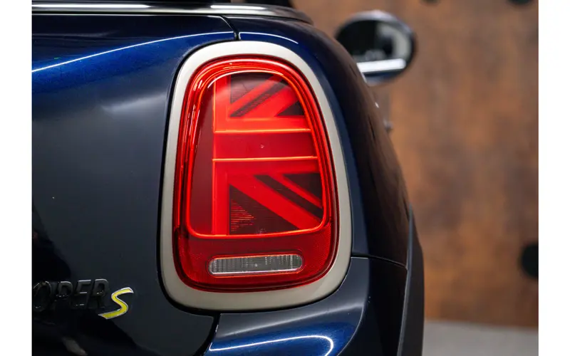 MINI MINI Electric Cabrio MINI Yours 33 kWh - 126067