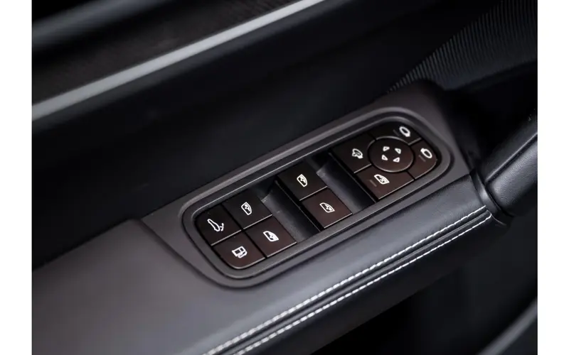 Porsche Cayenne 4.0 Turbo E-Hybrid - 171887
