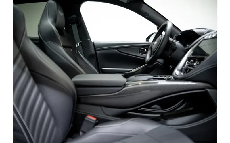 Aston Martin Dbx 4.0 V8 707 - 124706