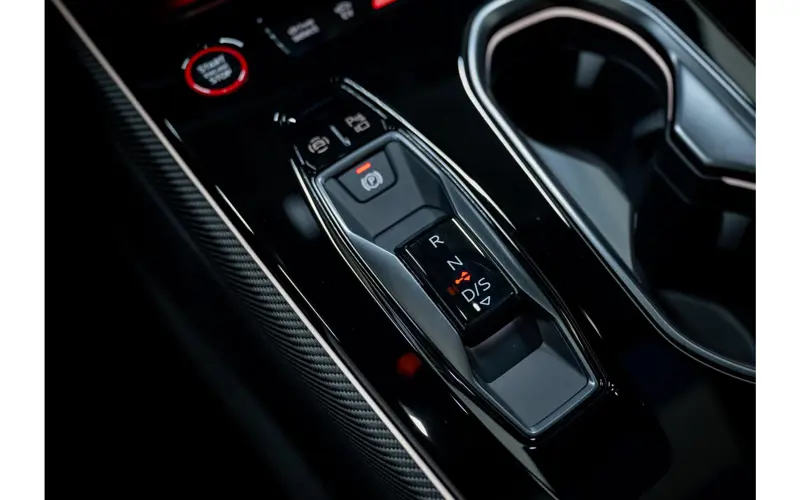 Audi A6 Avant Avant 2.0 e-hybrid quattro S edition Competition - 142985