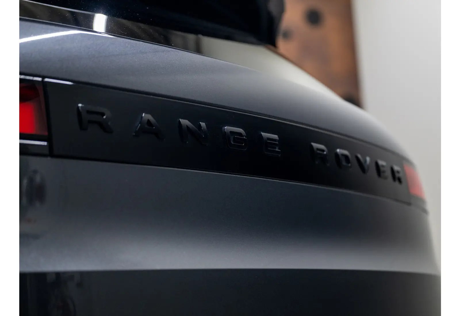 Land Rover Range Rover Sport 3.0 P550e Autobiography PHEV - 129600