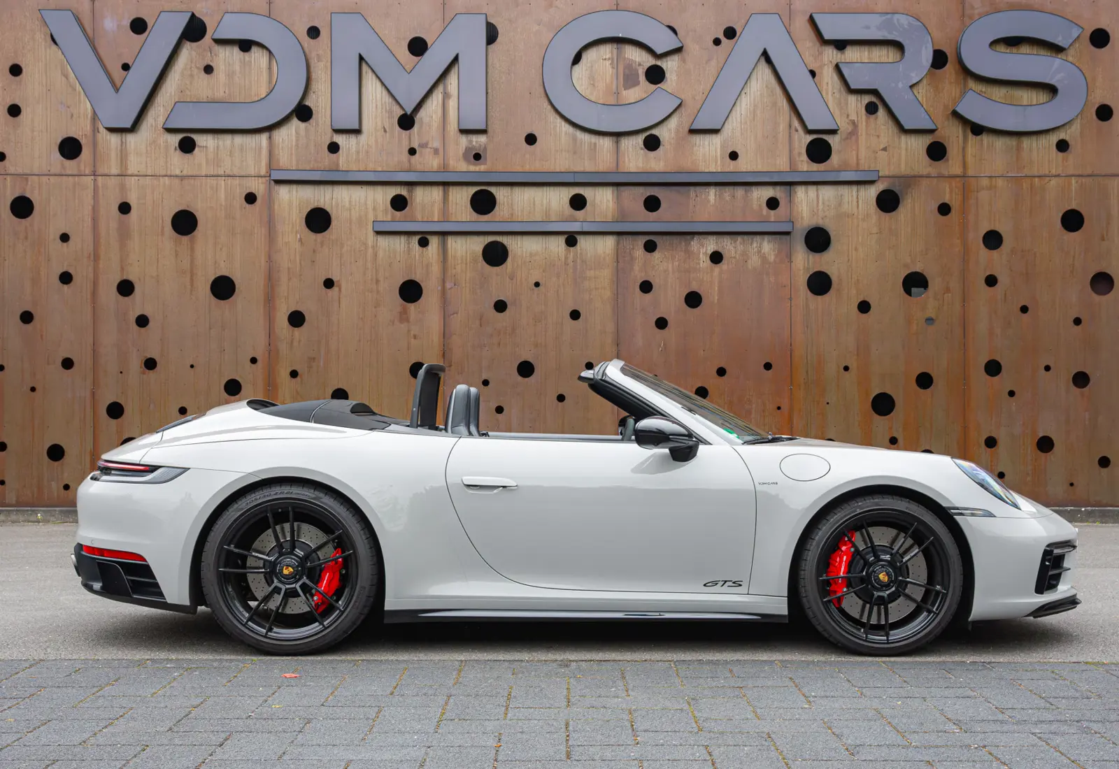 Porsche 911 Cabrio 3.0 Carrera 4 GTS - 84913