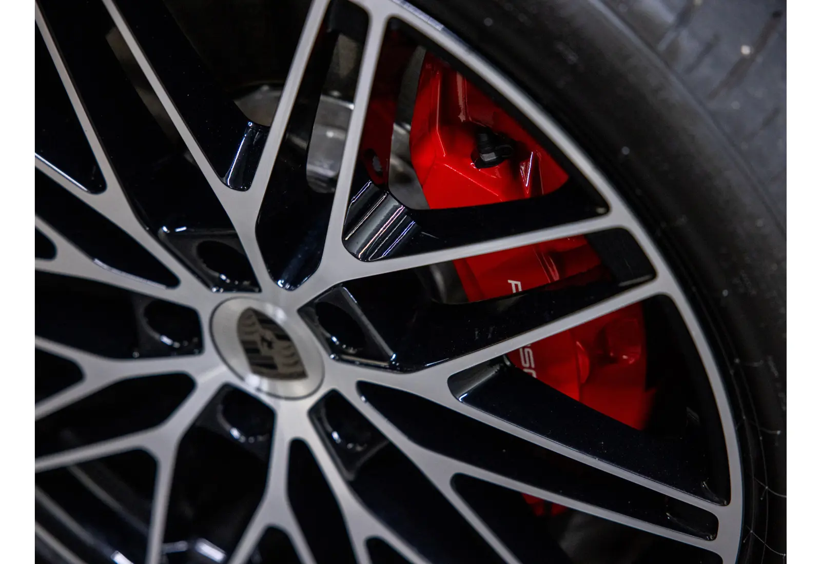 Porsche Macan Turbo 100 kWh - 116411