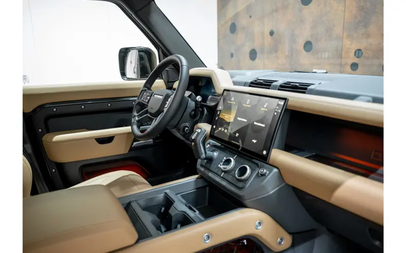 Land Rover Defender 110 2.0 P300e 110 X-Dynamic HSE - 169533