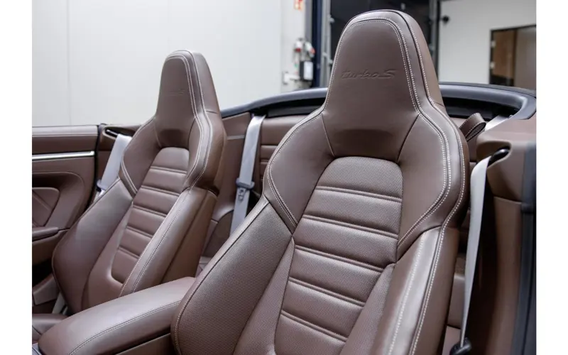 Porsche 911 Cabrio 3.8 Turbo S - 140682