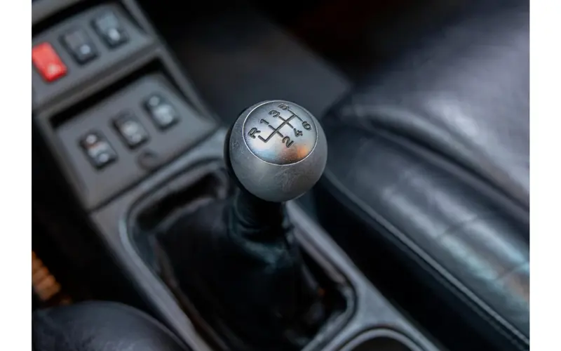 Porsche 911 (993) 3.6 Carrera 4S Coupé - 142002