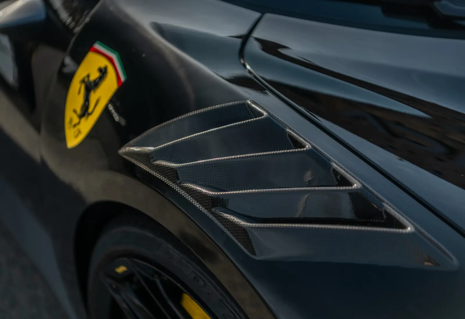 Ferrari 296 GTB 3.0 V6 N-LARGO - 132589