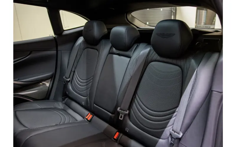 Aston Martin Dbx 4.0 V8 707 - 111061