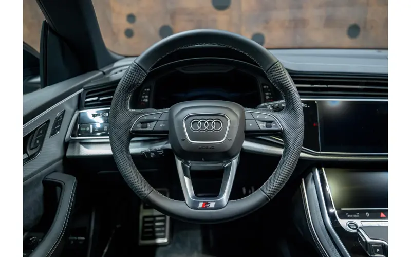 Audi Q8 60 TFSIe Competition ABT - 140925