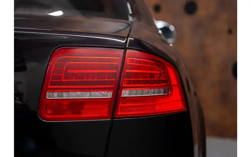 Audi A8 5.2 S8 quattro - 142805
