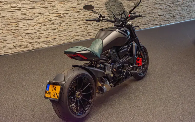 Ducati  XDiavel Nera POLTRONA FRAU 1 OF 500 LIMITED EDITION ∗ - 81174