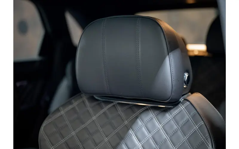Bentley Bentayga 3.0 V6 Hybrid - 140753