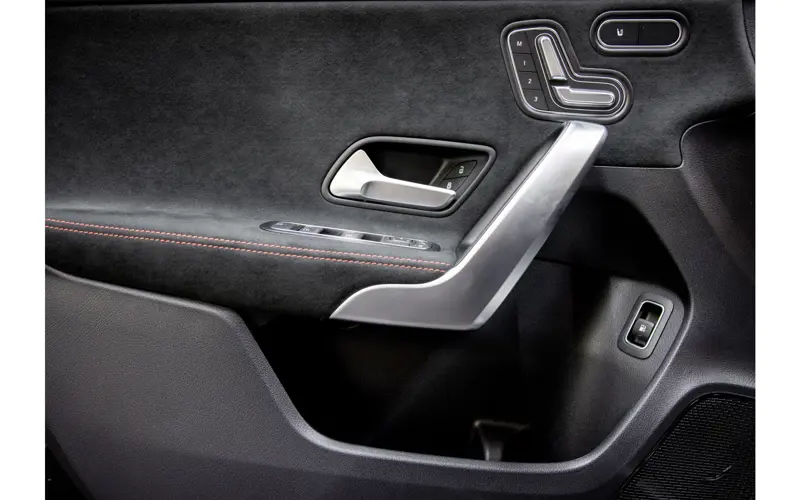 Mercedes-Benz A-Klasse 250 e AMG Line - 120733