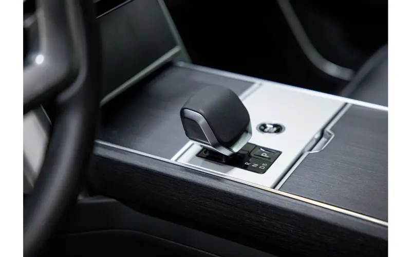 Land Rover Range Rover 3.0 P460e HSE PHEV - 120032