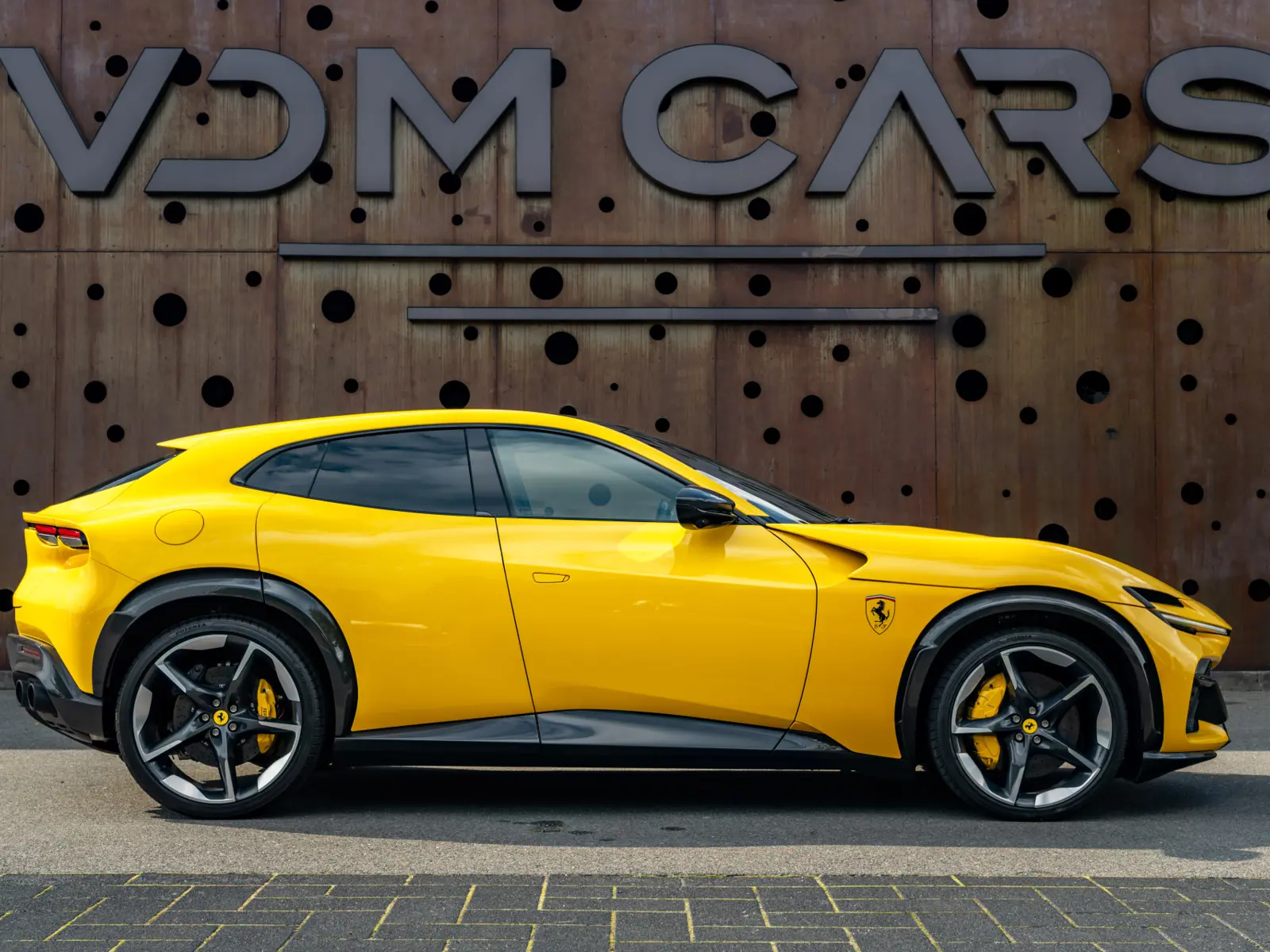 Ferrari Purosangue 6.5 V12 - 132745