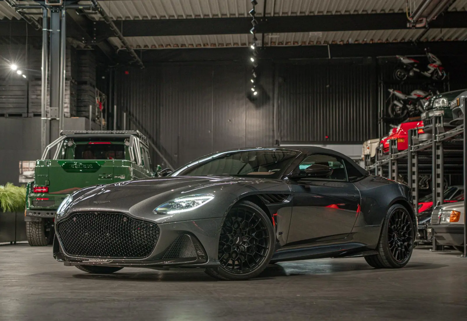 Aston Martin DBS Volante 5.2 V12 - 143358