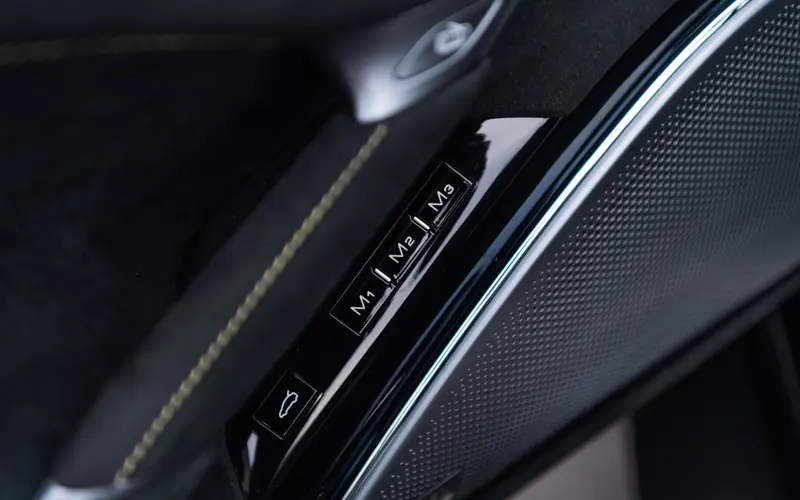 Ferrari Roma Spider 3.9 V8 - 128320