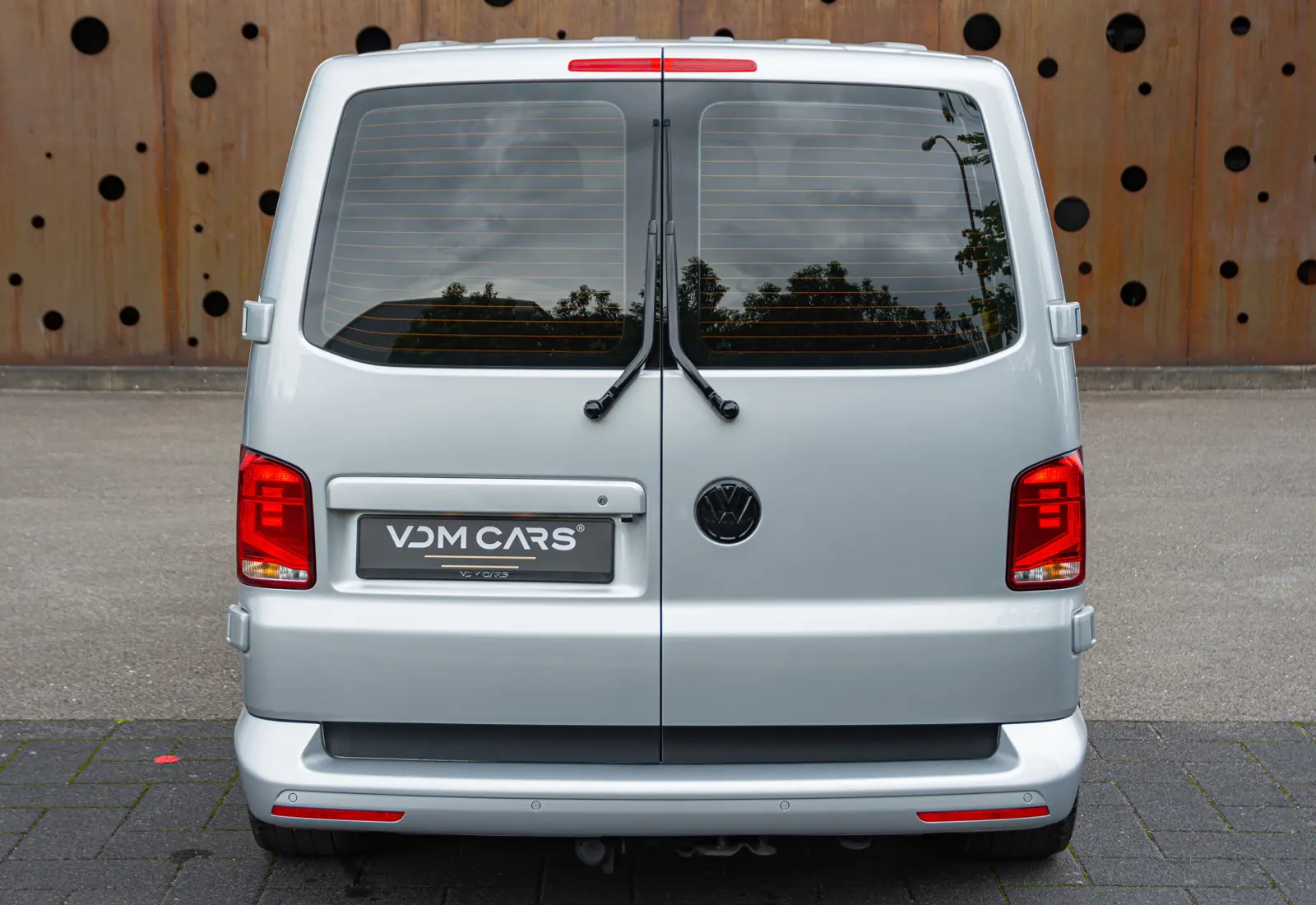 Volkswagen Transporter 2.0 TDI L2H1 28 - 109547