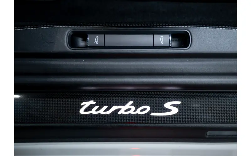 Porsche 911 Cabrio 3.8 Turbo S - 138729