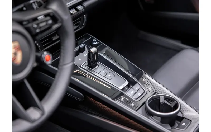 Porsche 911 Cabrio 3.6 T-Hybrid Carrera 4 GTS - 122228