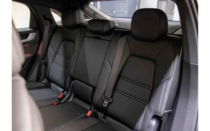 Porsche Cayenne Coupé 3.0 E-Hybrid Black Edition - 144054