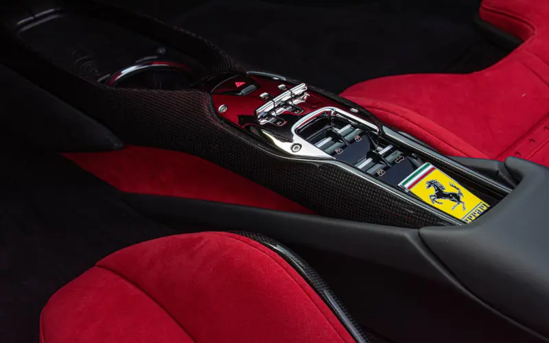 Ferrari 296 GTS 3.0 V6 - 116223