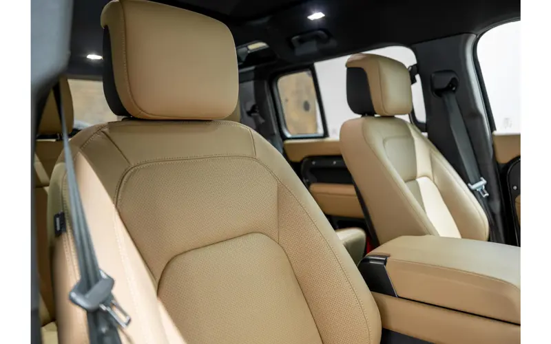 Land Rover Defender 110 2.0 P300e 110 X-Dynamic HSE - 169551