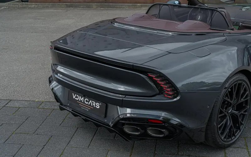 Aston Martin Vanquish Volante - 145873