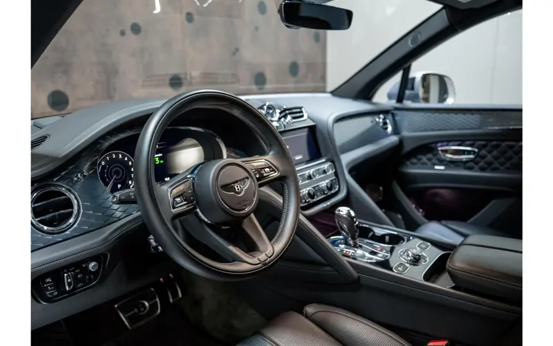 Bentley Bentayga 3.0 V6 Hybrid - 140729