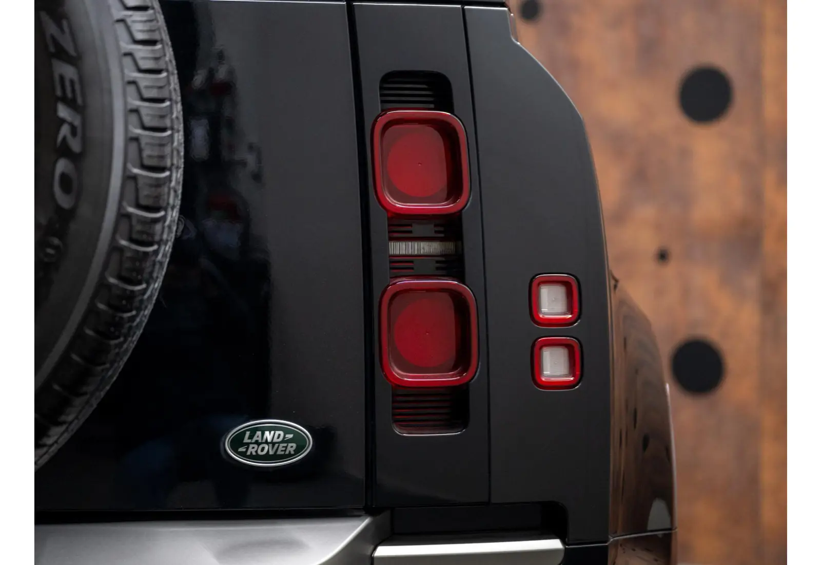Land Rover Defender 3.0 D200 110 MHEV X-Dynamic S - 141357