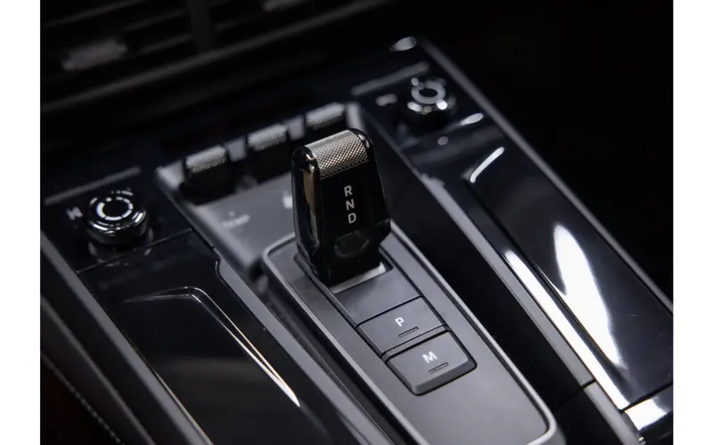 Porsche 911 3.6 T-Hybrid Carrera 4 GTS - 111011