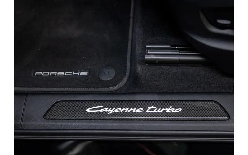 Porsche Cayenne Coupé 4.0 Turbo E-Hybrid GT - 113157