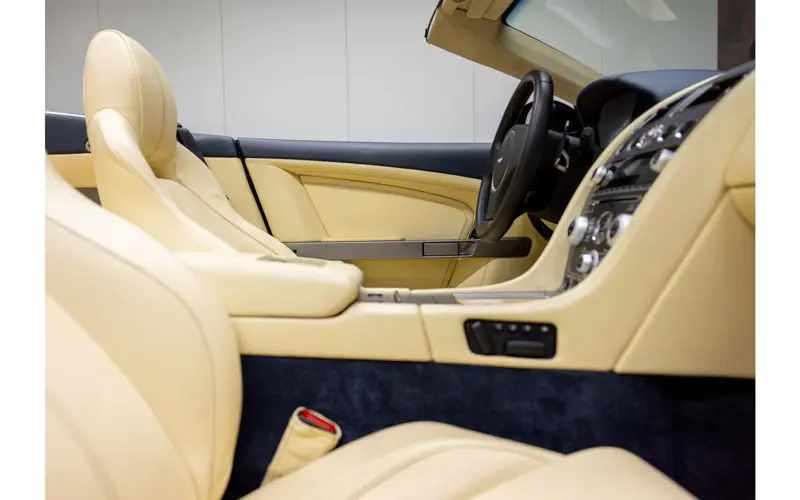 Aston Martin DB9 Volante 5.9 V12 Touchtronic - 123337