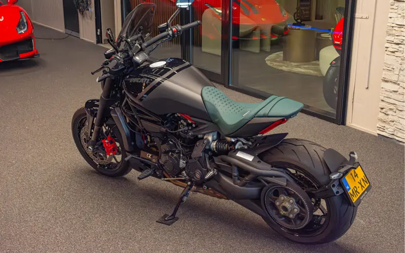 Ducati  XDiavel Nera POLTRONA FRAU 1 OF 500 LIMITED EDITION ∗ - 81177