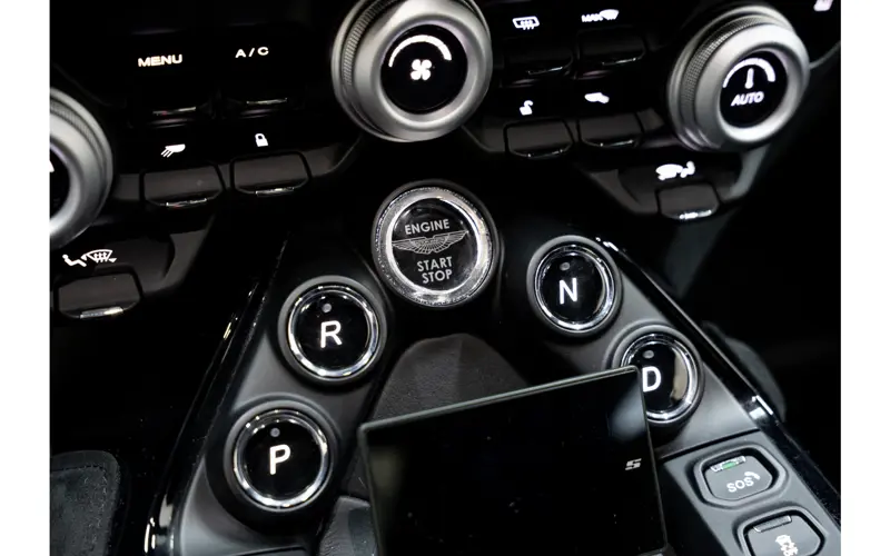 Aston Martin Vantage 4.0 V8 - 114489