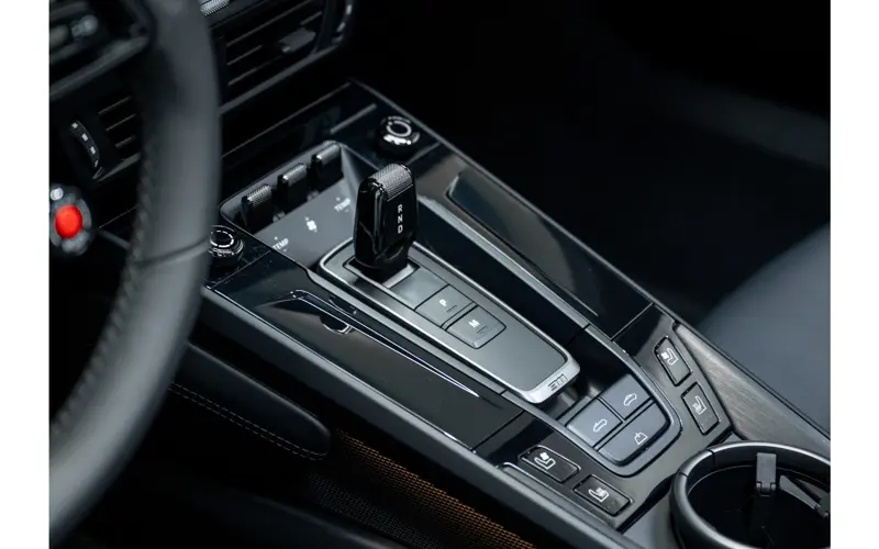 Porsche 911 Cabrio 3.6 T-Hybrid Carrera GTS - 125736