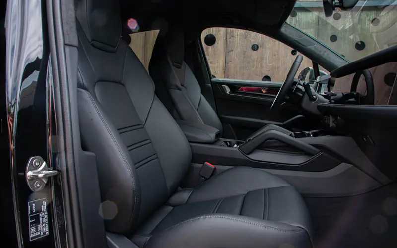 Porsche Cayenne Coupé 4.0 Turbo E-Hybrid GT - 114548