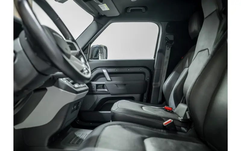 Land Rover Defender 3.0 D200 110 MHEV X-Dynamic S - 131171