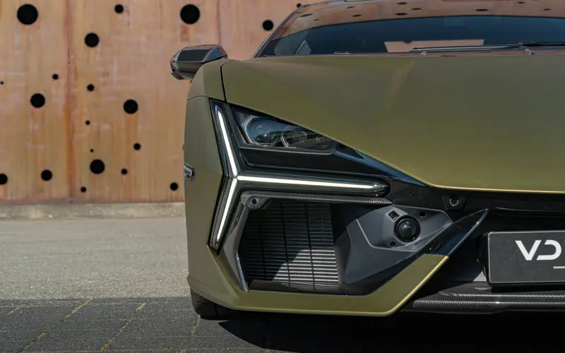 Lamborghini Revuelto Revuelto - 140293