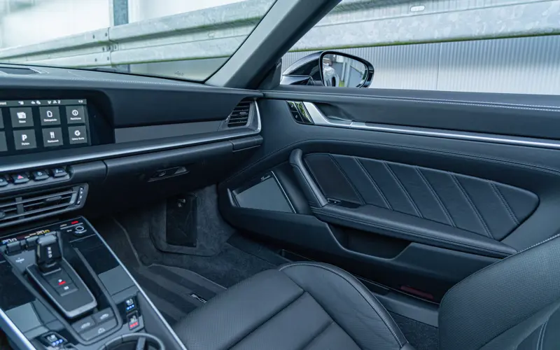 Porsche 911 Cabrio 3.8 Turbo S - 133825