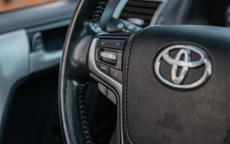 Toyota Land Cruiser 2.8 D-4D Executive - 128776