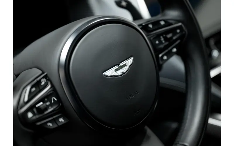 Aston Martin Dbx 4.0 V8 707 - 141248