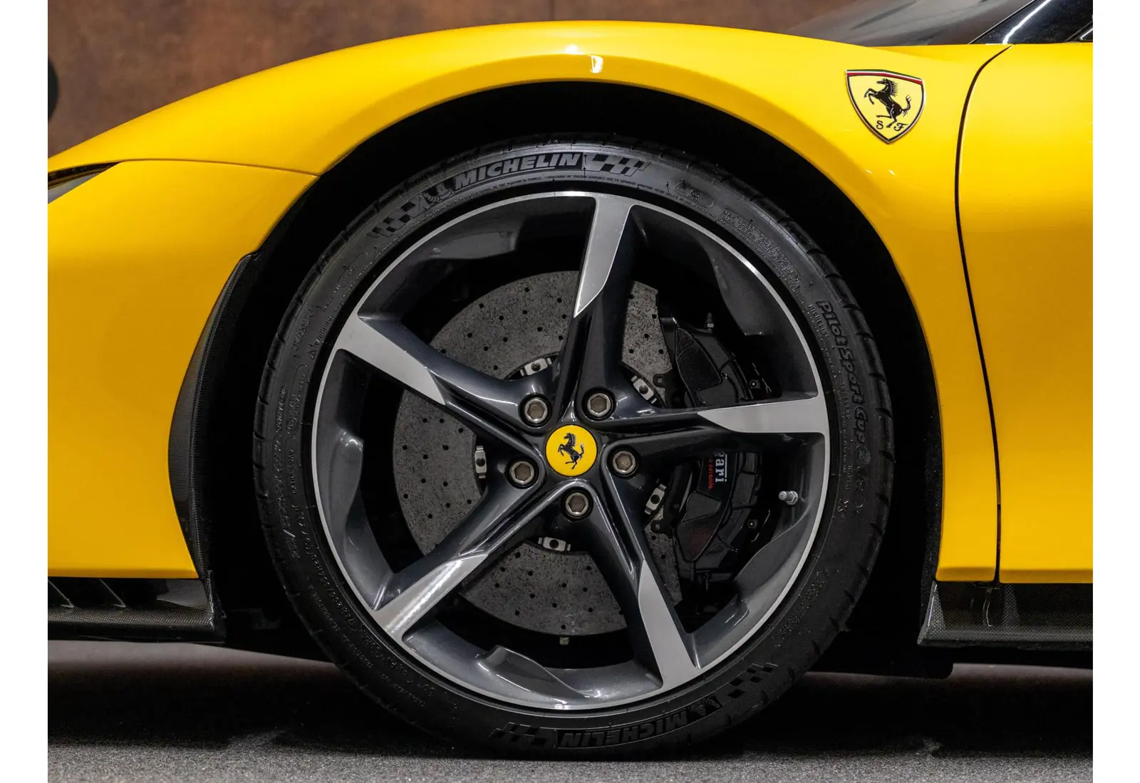 Ferrari SF90 Stradale 4.0 V8 - 141951