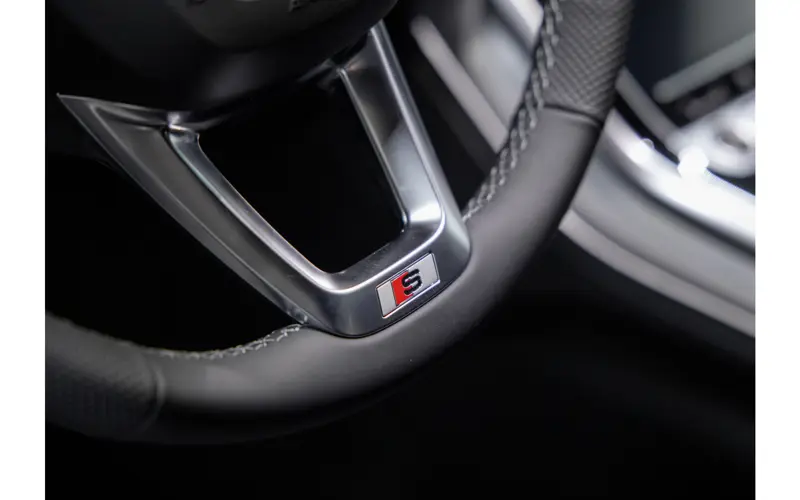 Audi Q8 60 TFSI e quattro Pro Line S Competition - 122142