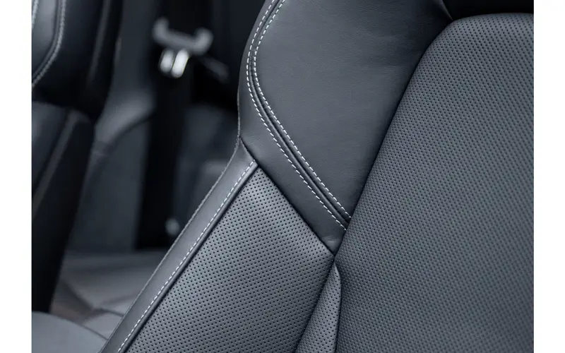 Porsche 911 Cabrio 3.6 T-Hybrid Carrera 4 GTS - 131028