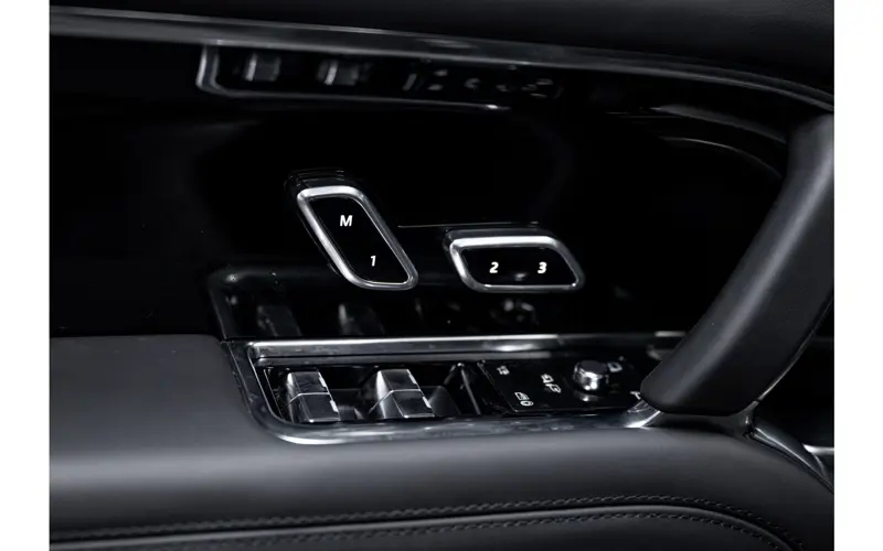 Land Rover Range Rover 3.0 P550e Autobiography PHEV - 134055