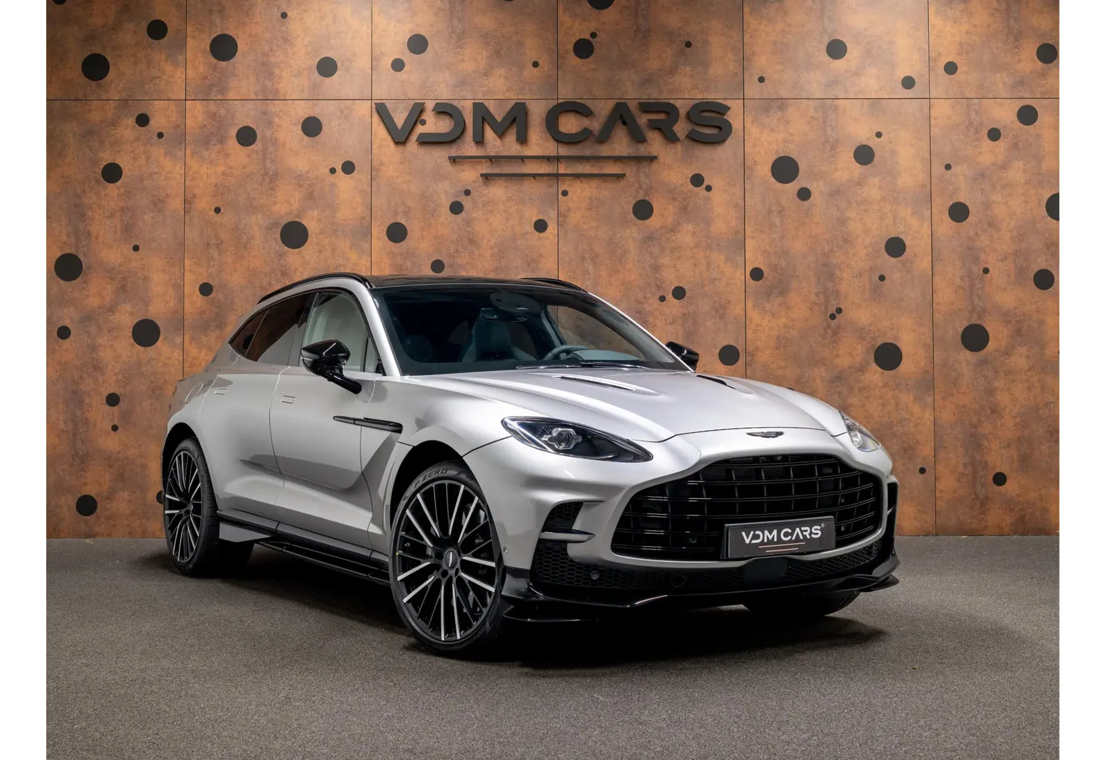 Aston Martin Dbx 4.0 V8 707 - 147280